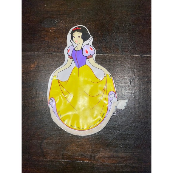 Disney Handbags - Vintage Walt Disney Production Snow White Coin Pouch Wallet Made in Hong Kong